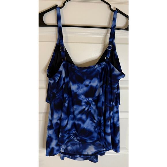 Aqua Green Plus 18W Blue Tie-Dye Tankini Swim Top Tiered Lined Adjustable - Picture 2 of 6